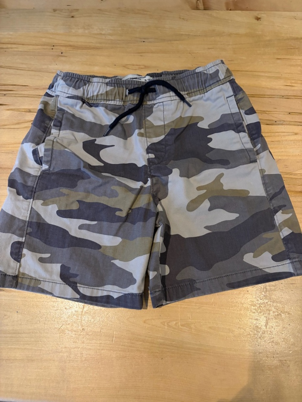 abercrombie kids Camo Drawstring Athletic Shorts - Gray & Olive - Sz 9/10